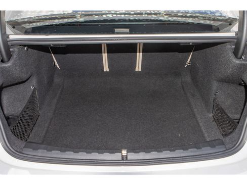 Used 2020 BMW 330i Sedan image 9