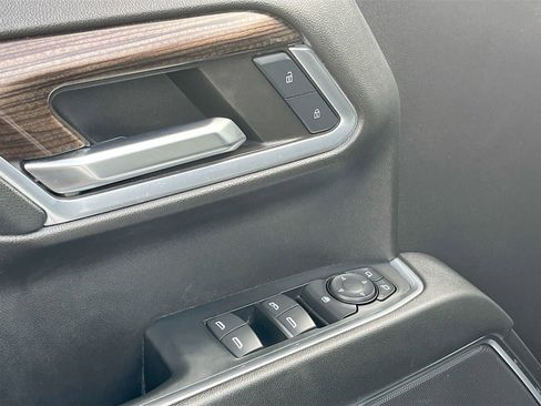 Used 2024 Chevrolet Silverado 1500 LT Trail Boss w/ Protection Package AWD/4WD image 18