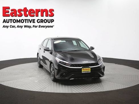 Used 2024 Kia Forte LXS FWD image 49