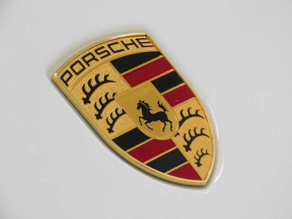 Used 2021 Porsche Macan S AWD/4WD image 14
