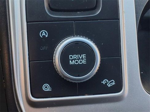 Certified 2020 Ford Explorer XLT w/ Class III Trailer Tow Package image 19