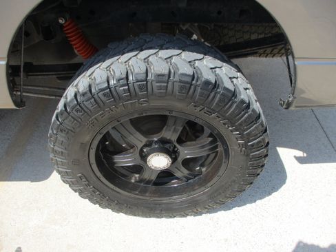 Used 2014 Ford F150 STX w/ Equipment Group 201A Mid AWD/4WD image 6
