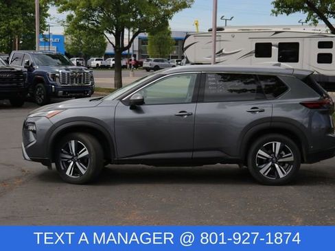Used 2026 Nissan Rogue SL AWD/4WD image 3