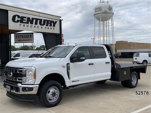 Used 2024 Ford F350 XL w/ XL Chrome Package AWD/4WD image 1