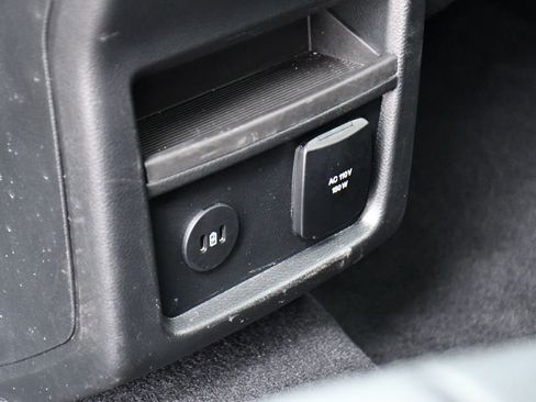 Used 2024 Ford Edge SEL w/ Convenience Package image 32