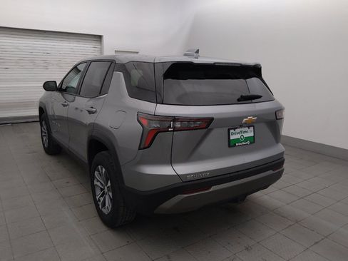 Used 2025 Chevrolet Equinox LT FWD image 5