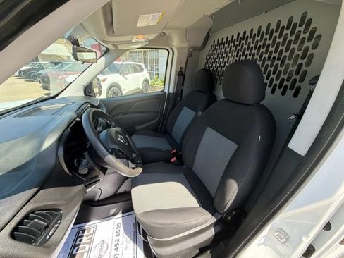 Used 2021 RAM ProMaster City Tradesman FWD image 10