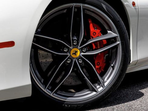 Used 2019 Ferrari 488 Spider RWD image 50
