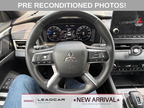 Used 2023 Mitsubishi Outlander SE Black Edition AWD/4WD image 22