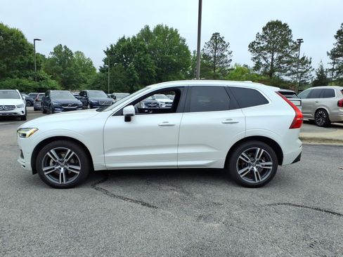 Used 2019 Volvo XC60 T5 Momentum w/ Premium Package FWD image 6