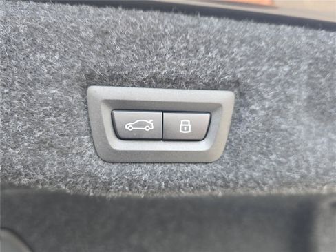 Used 2026 BMW 530i RWD image 8