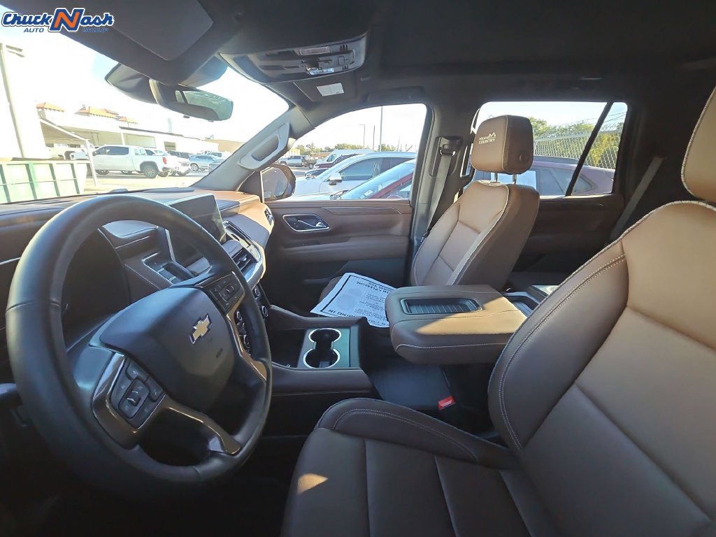 Used 2024 Chevrolet Tahoe High Country AWD/4WD image 7