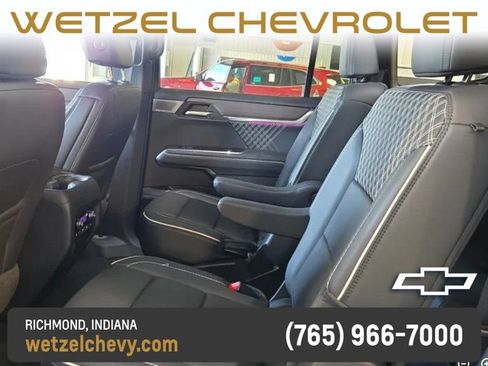 Used 2024 GMC Acadia Denali w/ Super Cruise Package FWD image 5