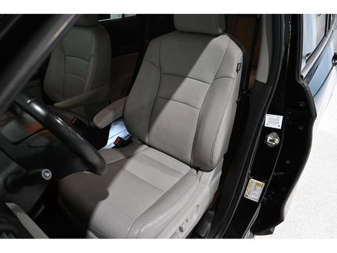 Used 2017 Honda Pilot EX-L image 14