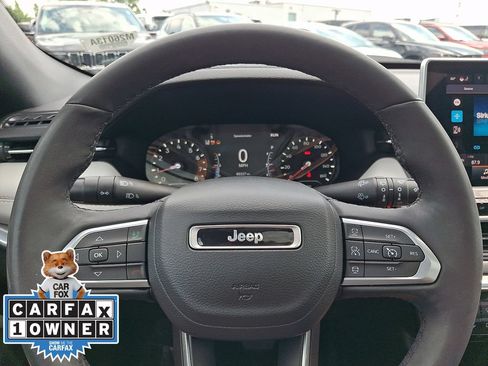 Used 2023 Jeep Compass Limited w/ Sun and Sound Group AWD/4WD image 19
