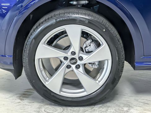New 2025 Audi Q5 Premium Plus image 25