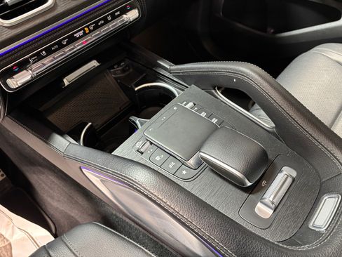 Used 2023 Mercedes-Benz GLS 450 4MATIC image 13