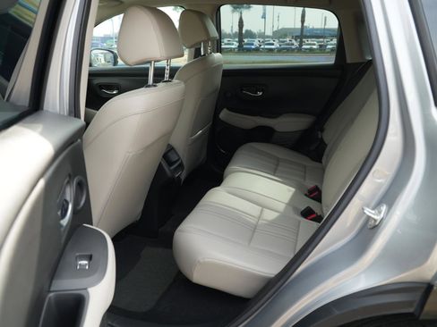 Used 2023 Honda HR-V EX-L image 19