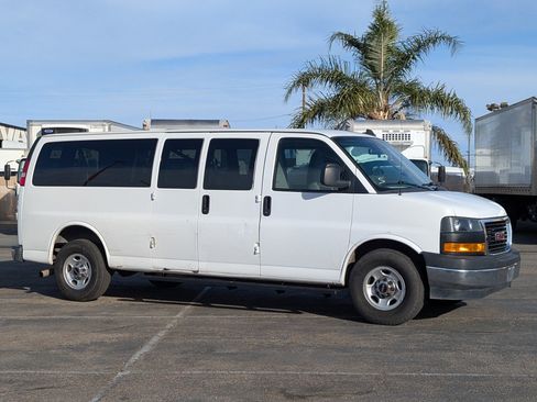 Used 2018 GMC Savana 3500 LT w/ LT Preferred Equipment Group image 1