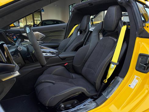 Used 2026 Chevrolet Corvette ZR1 w/ ZR1 Carbon Fiber Aero Package image 34