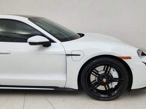 Used 2023 Porsche Taycan 4S AWD/4WD image 7