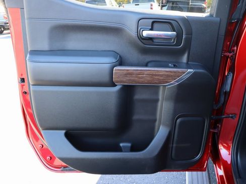 Used 2021 Chevrolet Silverado 1500 High Country w/ Technology Package image 28