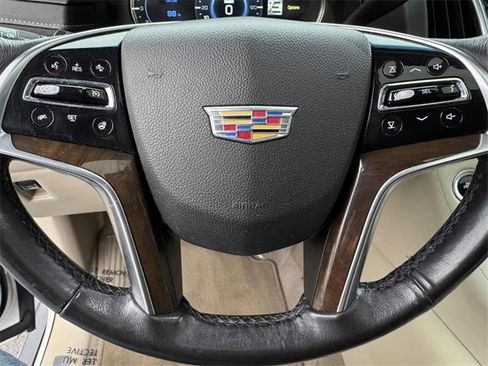 Used 2019 Cadillac Escalade Premium Luxury image 19