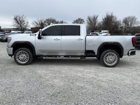 Used 2020 GMC Sierra 2500 Denali w/ Denali Ultimate Package image 3