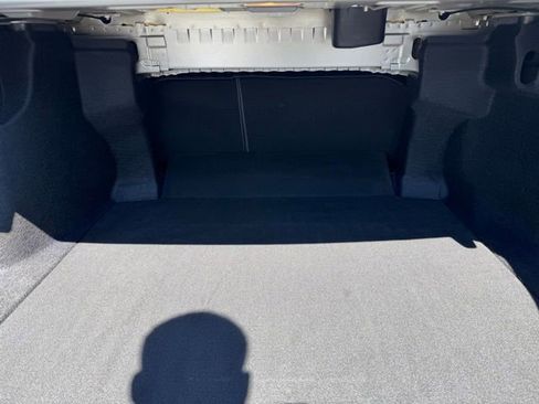 Used 2018 Toyota Camry LE FWD image 7