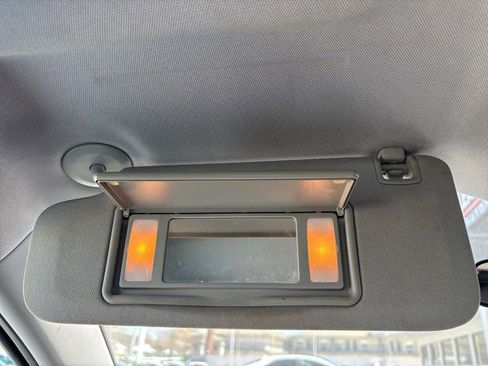 Used 2017 Chevrolet Malibu LT image 34