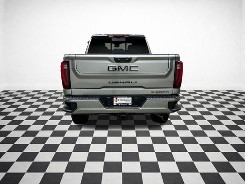 New 2026 GMC Sierra 2500 Denali Ultimate w/ LPO, Black Badging Package AWD/4WD image 7