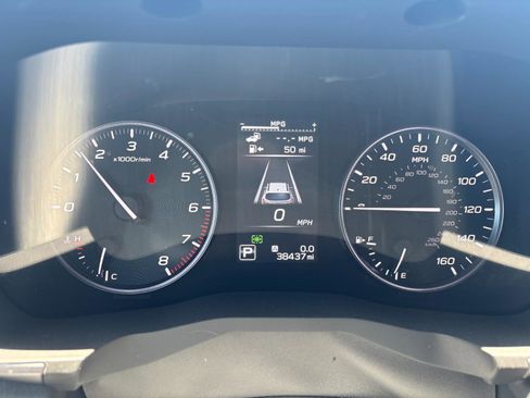 Used 2023 Subaru Ascent Touring AWD/4WD image 2