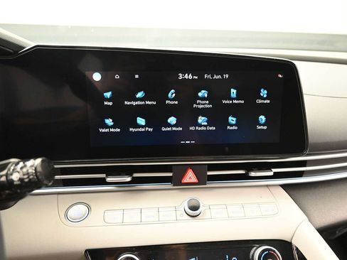 New 2026 Hyundai Elantra Limited FWD image 20