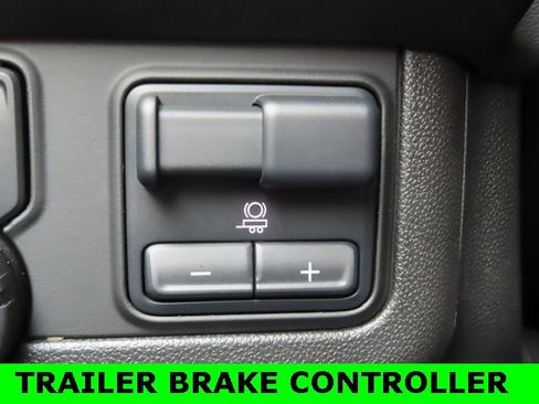 Used 2024 Chevrolet Tahoe Z71 w/ Z71 Off-Road Package image 34