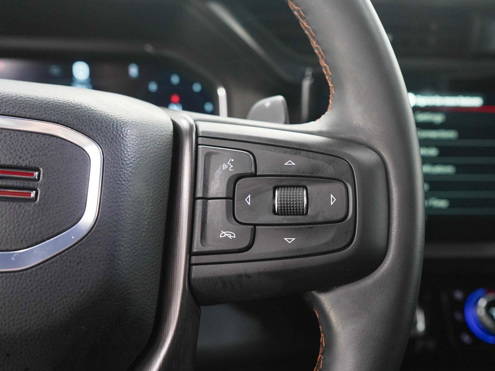 Used 2025 GMC Sierra 1500 AT4 w/ AT4 Premium Package AWD/4WD image 27