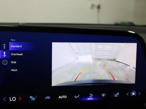 Used 2024 Chevrolet Blazer EV LT AWD/4WD image 45