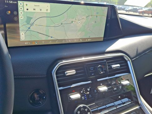 New 2026 Nissan Armada Platinum image 8