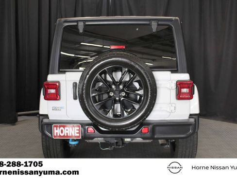 Used 2023 Jeep Wrangler Unlimited Sahara AWD/4WD image 14