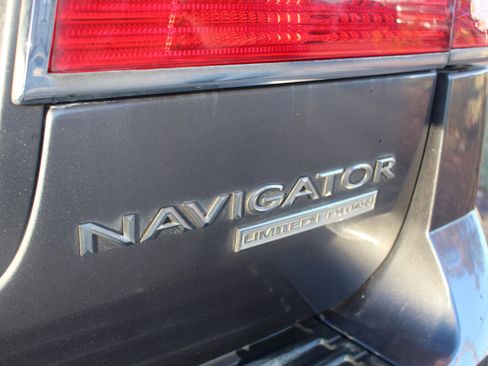 Used 2014 Lincoln Navigator 2WD w/ Equipment Group 101A image 48