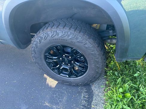 Used 2026 Chevrolet Silverado 1500 ZR2 AWD/4WD image 9