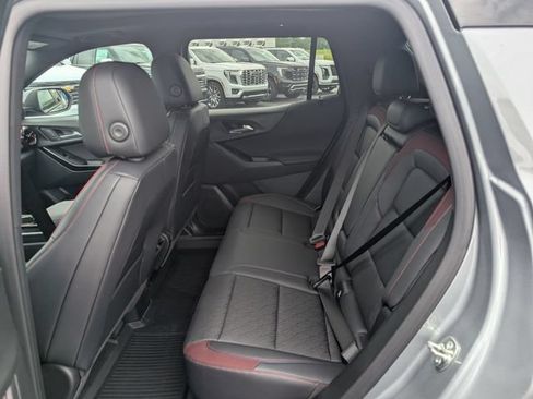 New 2026 Chevrolet Equinox RS w/ Convenience Package III AWD/4WD image 9