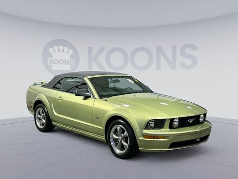 Used 2006 Ford Mustang GT image 10