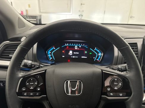 Used 2023 Honda Odyssey Elite image 14