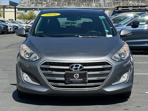 Used 2016 Hyundai Elantra GT w/ Option Group 03 FWD image 10