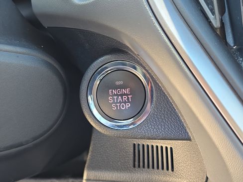 Used 2024 Subaru Crosstrek 2.0i Premium image 26