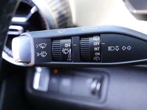 Used 2026 Chevrolet Equinox LT FWD image 33