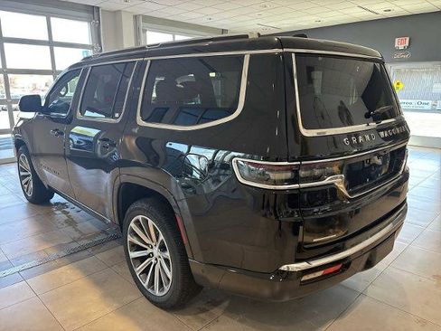Used 2022 Jeep Grand Wagoneer Series I AWD/4WD image 5