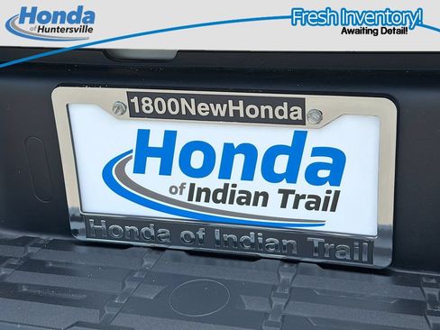 Used 2024 Nissan Frontier SV RWD image 39