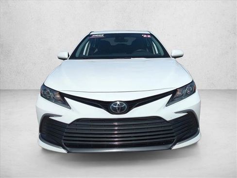 Used 2022 Toyota Camry LE FWD image 2