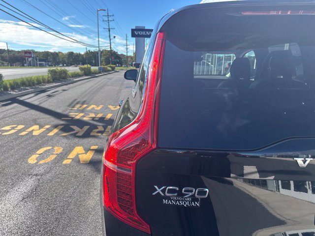 Certified 2024 Volvo XC90 T8 Plus w/ Protection Package Premier AWD/4WD image 10
